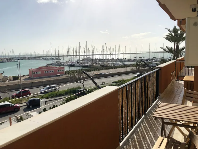 Marina house - Image 1