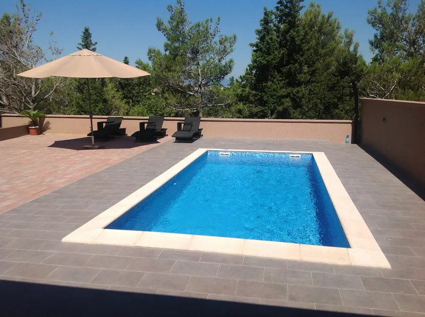 Studio Poolside with Patio 100m from the beach - Image 1