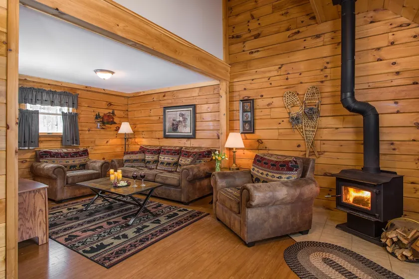 3-bedroom Wilderness Cabin near Smugglers Notch - Image 1