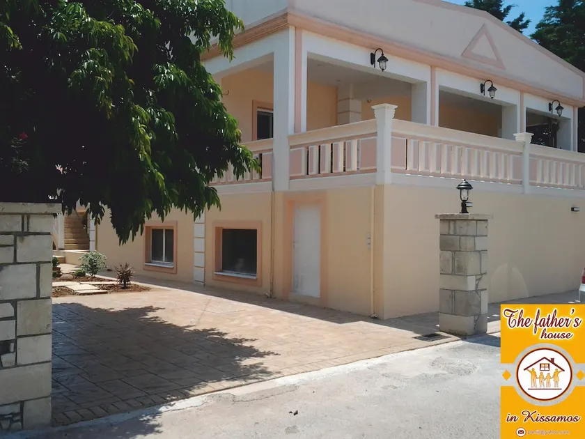 father's house in kissamos - Image 1