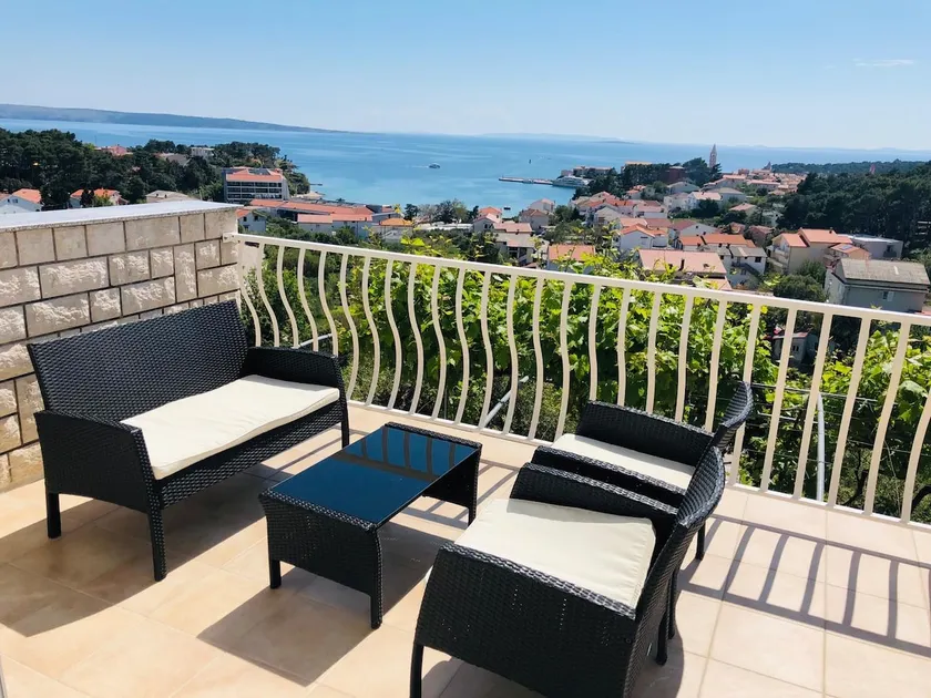Apartment ”MALI” with panoramic terrace & sea view - Image 1