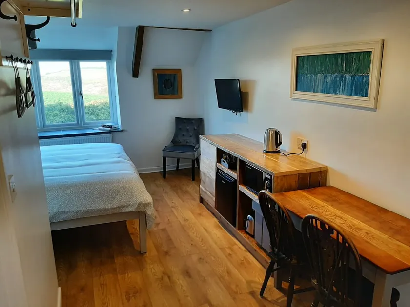 Stunning Self-Contained Studio Hideaway - Exmoor - Image 1