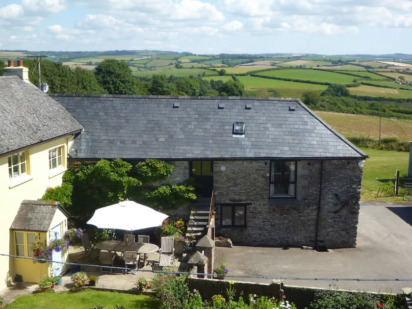 Close to beaches, stunning barn South Hams, Devon! - Image 1