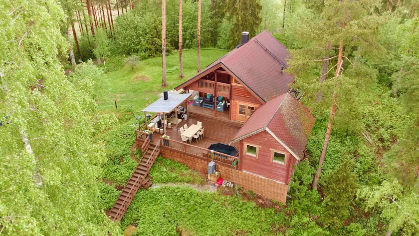 Cottage with hot tub on the lake southern Finland. - Image 1