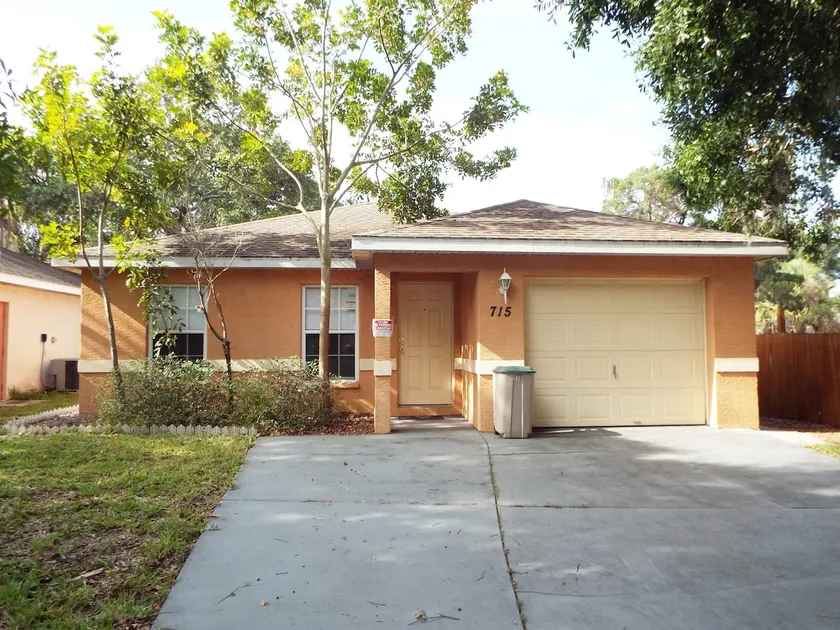 Comfortable & modern house in Central Bradenton - Image 1