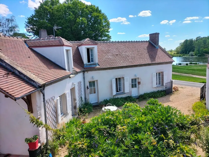 At the Loire fisherman's house - Image 1