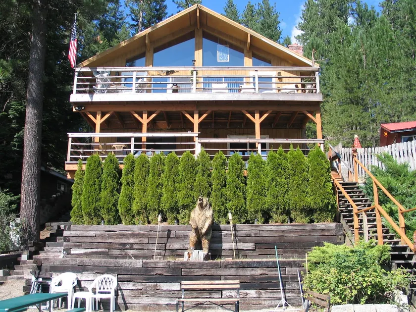 Fabulous Vacation at Twin Lakes Bear Lodge - Image 1
