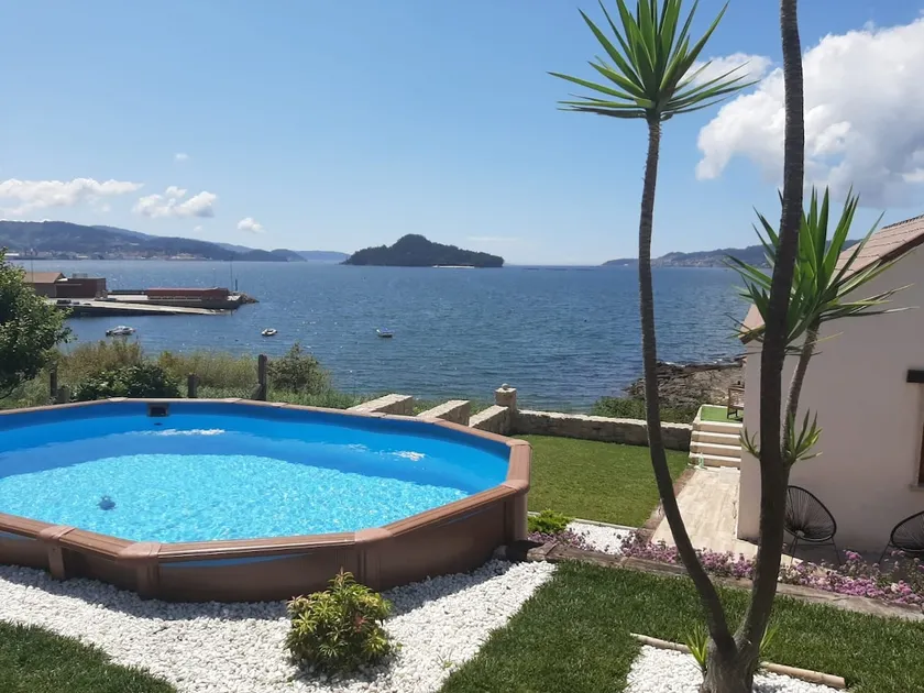 Lola's Warehouse: Relax, Pool and Ocean Views - Image 1