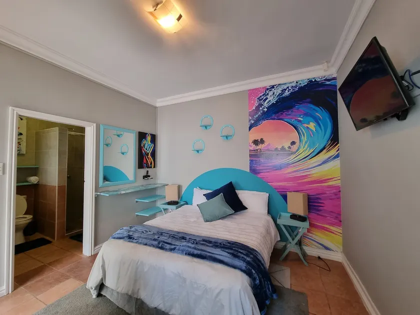 Entire studio apartment with Solar Power - Image 1