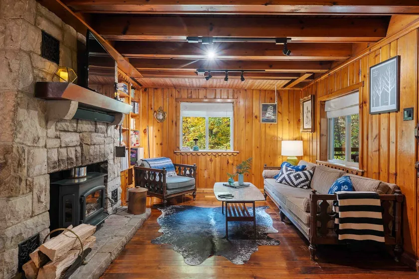The Writer’s Den - Image 1