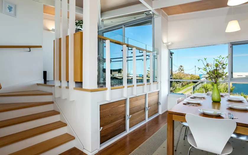 Walk to the beach - Family friendly - Wifi - The Tall House - Image 1