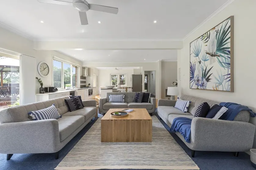Spacious Sorrento Retreat - Image 1