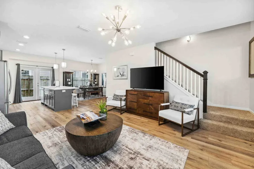 Stylish Family Friendly Getaway with Kids Playroom - Image 1