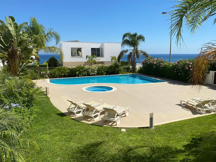 OceanView ~ Luxury 3bedroom ~ Porto De Mos ~ 5mins walk to Beach - Image 1