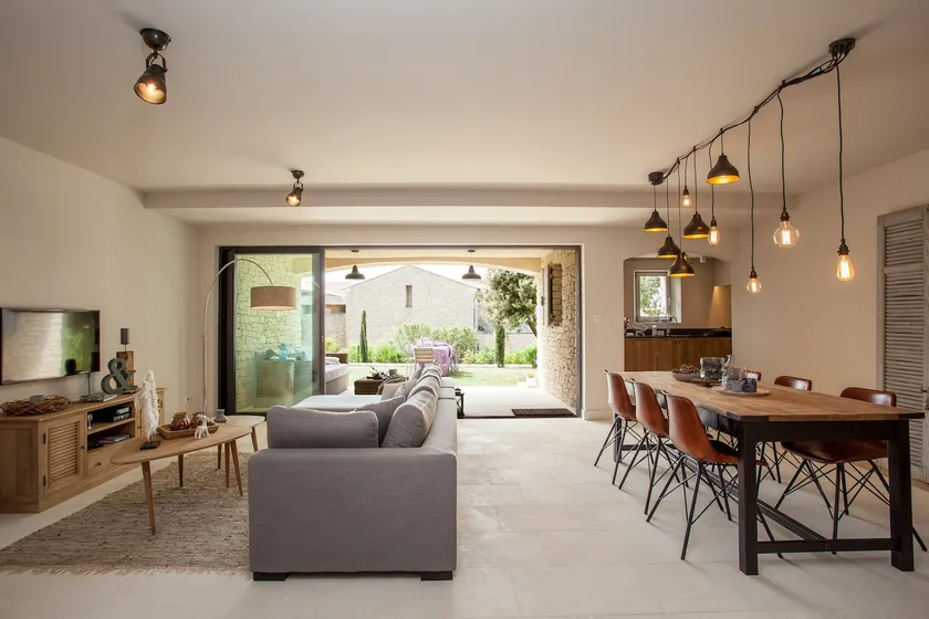 Beautiful house in the centre of Gordes - Image 1