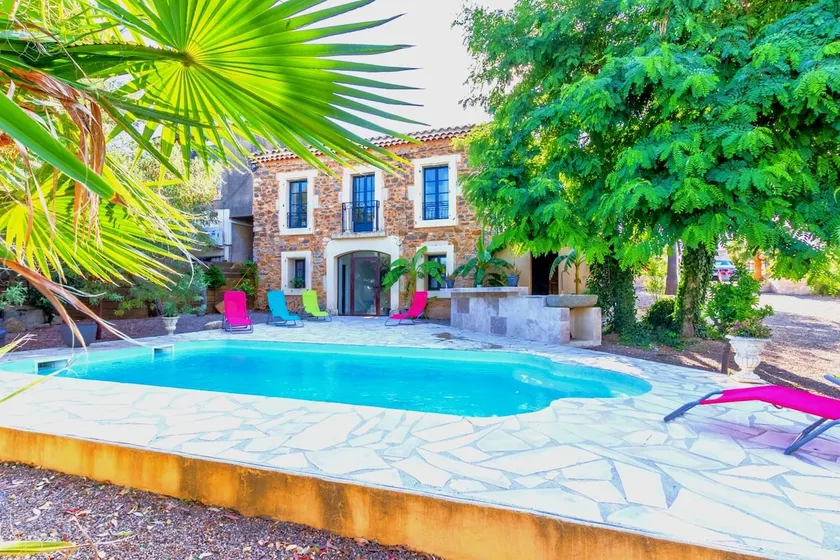 Casa vacanze \"Villa Napoléon\" con piscina privata e Wi-Fi - Image 1