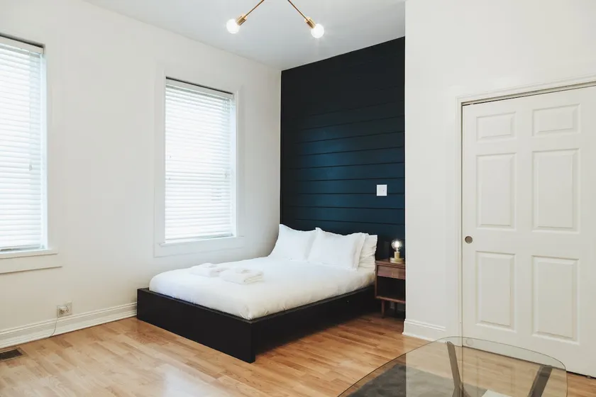 Modern Artistic Apartment minutes from Downtown - Image 1