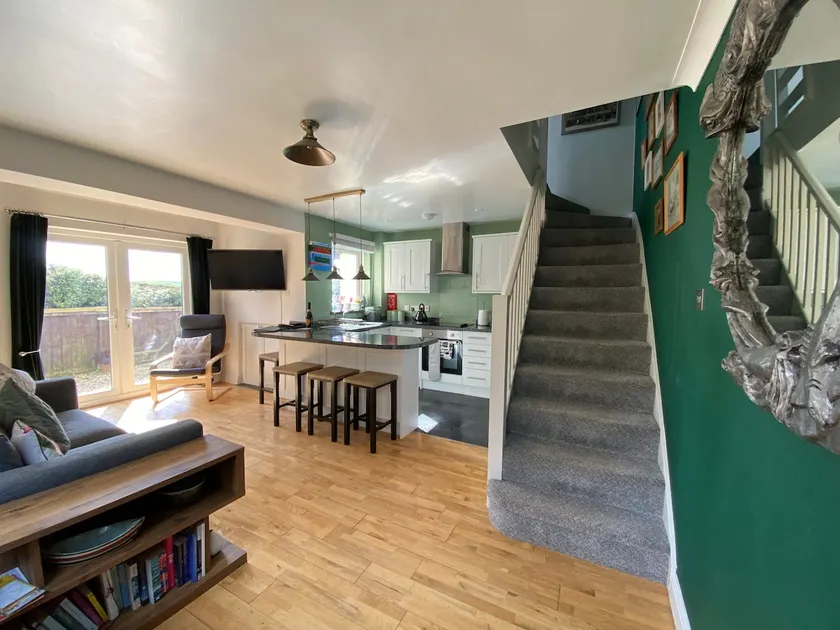 Charming Flat in the Heart of Kingsbridge - Image 1