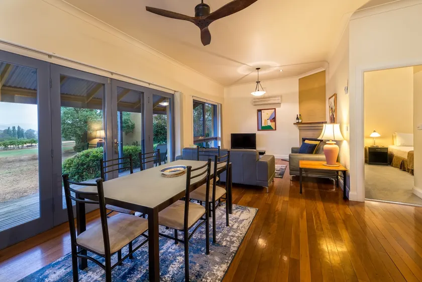 Vineyard Views - Shiraz Cottage at Tranquil Vale - Image 1