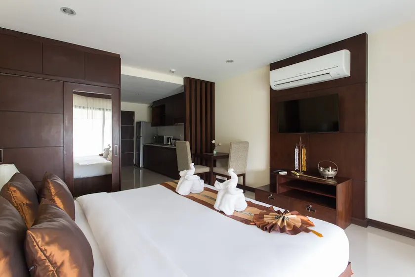 The Lai Thai Condominiums Studio 5 SHA + Extra - Image 1