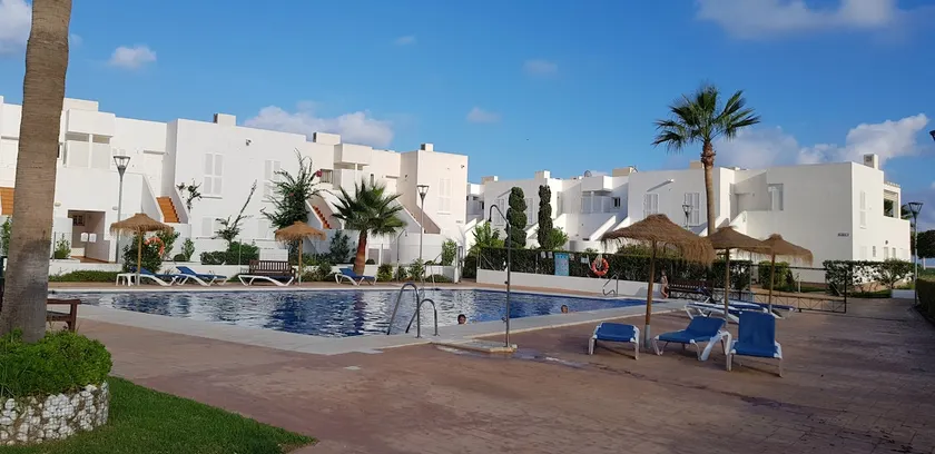 Apartamento Familiar - Image 1