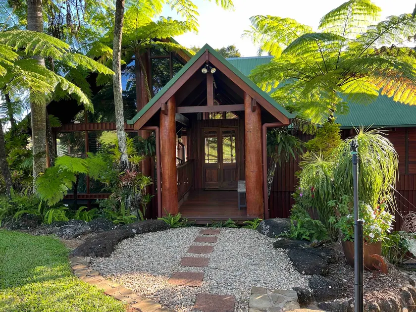 Lakeside Loft - Image 1