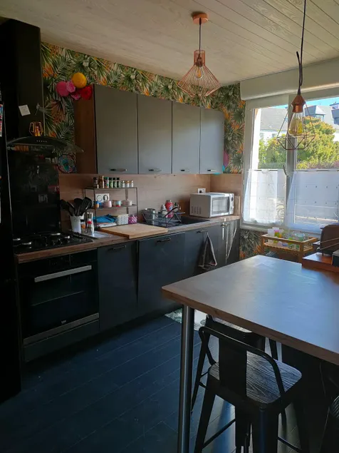 Pleasant townhouse. - Image 1