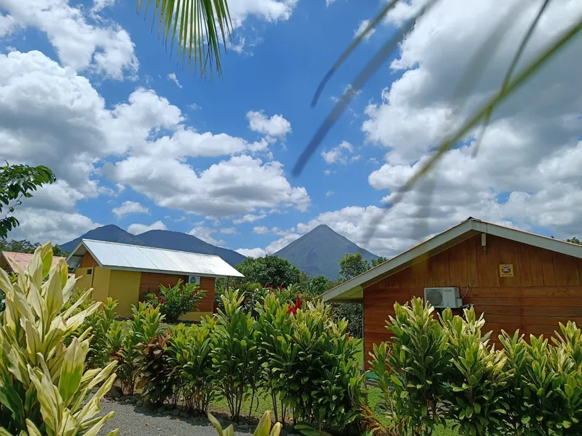 Pura Vida Cabin, A/C, Wi-Fi, Netflix TV, Parking. - Image 1