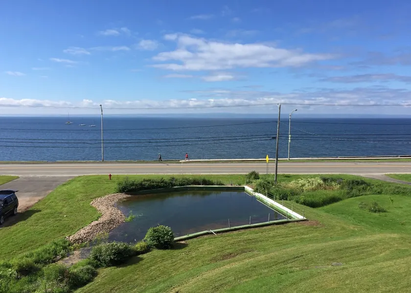 Carleton-sur-Mer: Accommodation with a sea view - Image 1