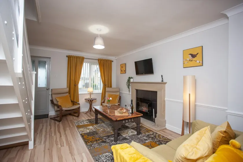 Rose Hill Retreat - Image 1