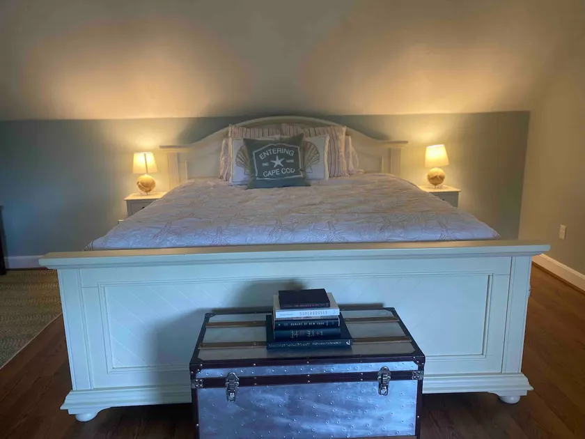 Charming Barnstable Village Suite Close To Beach - Image 1