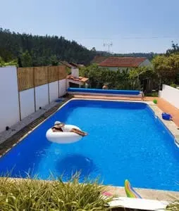 12-Person Rural Retreat w/ Pool & BBQ(Near Aveiro) - Image 1