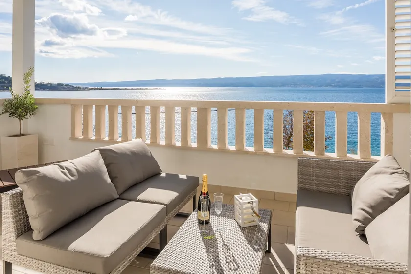 Villa Lux**** SPLIT BEACH WHIRLPOOL SEA VIEW 3 - Image 1