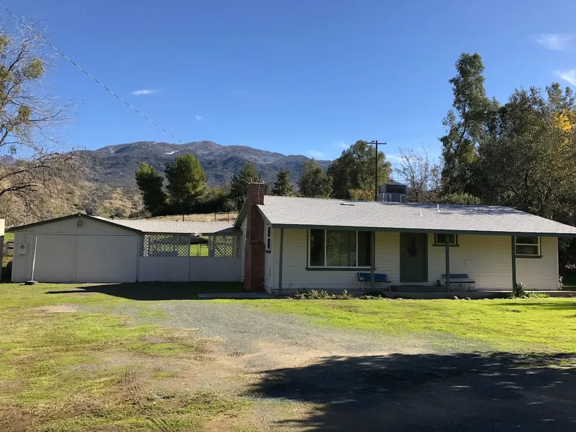 Springville Rental - Image 1