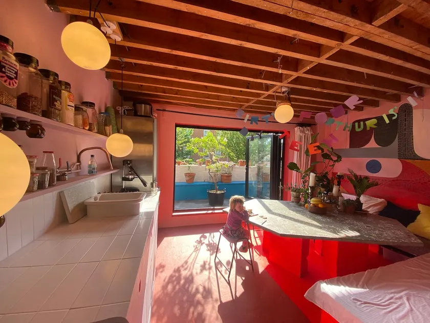 Family home, close to Victoria and Olympic park - Image 1