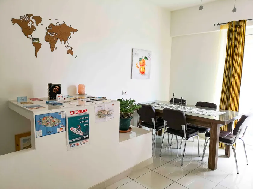 3 Bedrooms Sea view terrace & balcony Holiday Home - Image 1