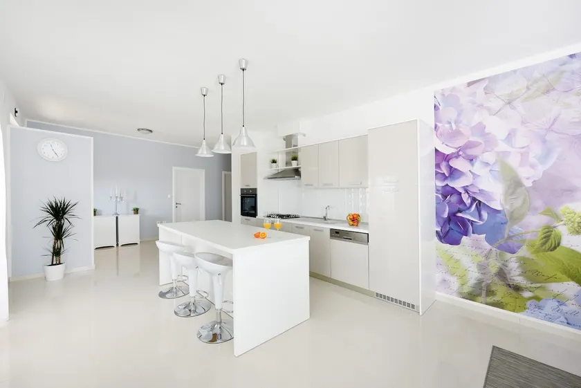 Becca-Sunny, friendly apartment - Image 1