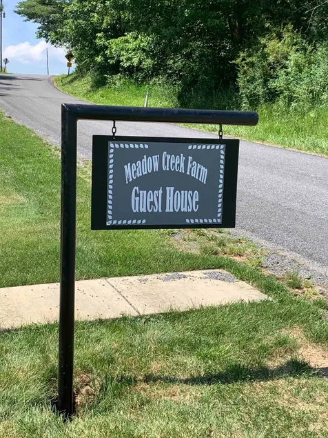 Meadow Creek Farm Guest House - Image 1