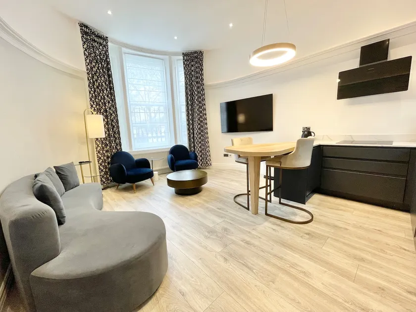 Lux 2 bedroom near Marble Arch with AC - Image 1