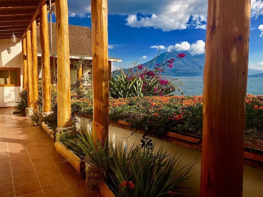 Casa de Los Angeles Lakefront Retreat with Sauna and Volcano Views - Image 1
