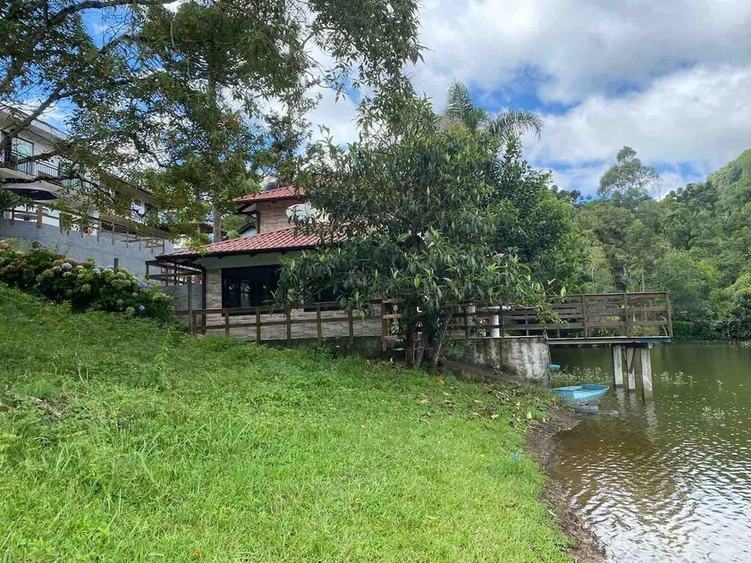 Casa do Lago in Palmeiras - Rio dos Cedros - Image 1