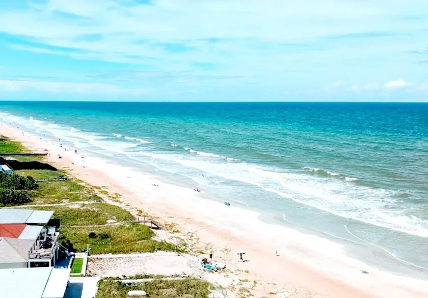 Quiet direct oceanfront 2 bed 2 bath condo w/pool - Image 1
