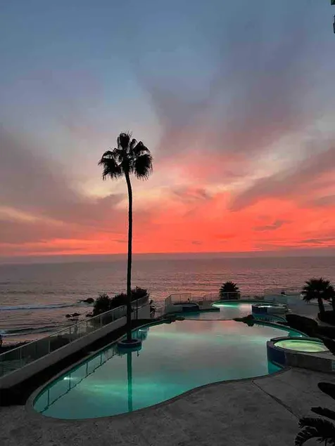 Las Palmas Resort Ocean front Lovely 2 Bed 2 Bath - Image 1
