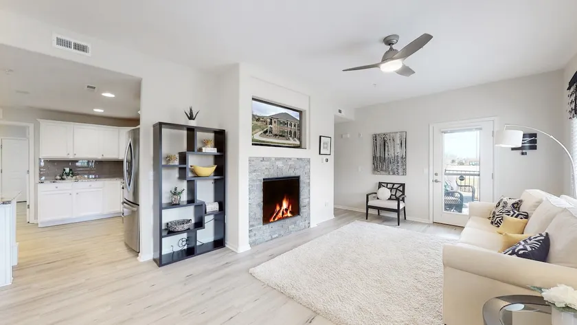 Lavish Tranquil No-Steps Oasis - Image 1