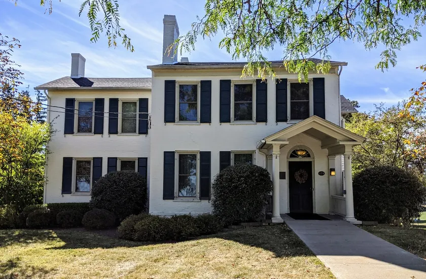 Guest House with beautiful Seneca Lake views! - Image 1