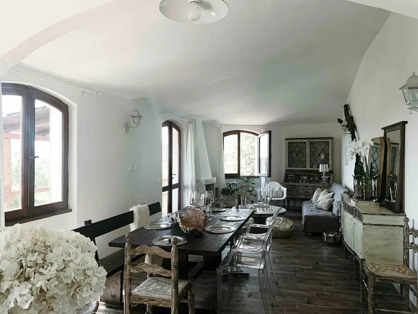 Newly Renovated Villa in Emerald Coast - Image 1