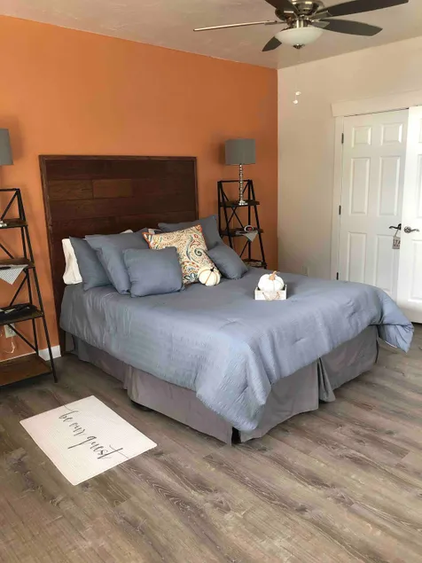 Grovecreek Retreat - Image 1