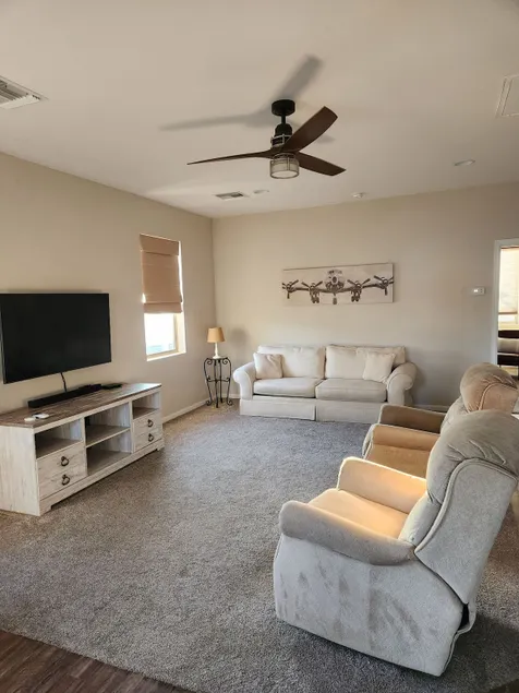 One bedroom detached guest house - Image 1
