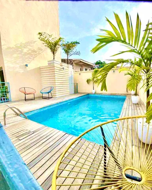 African Home VIP 2. Studio Piscine - Image 1