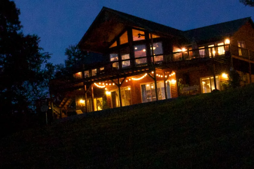 3 King Suites/Hot Tub/Views/Roomy - Image 1